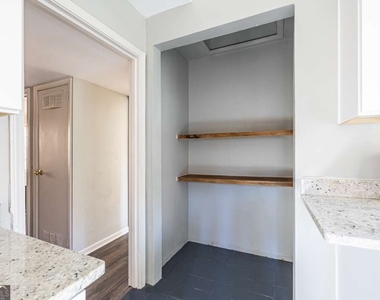 1570 Spring Lane Nw - Photo Thumbnail 12
