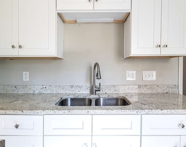 1570 Spring Lane Nw - Photo Thumbnail 10