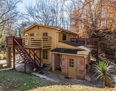 1570 Spring Lane Nw - Photo Thumbnail 25