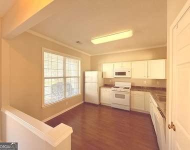 40 Highoak Drive Ne - Photo Thumbnail 4