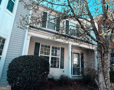 40 Highoak Drive Ne - Photo Thumbnail 1