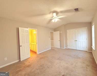 40 Highoak Drive Ne - Photo Thumbnail 15