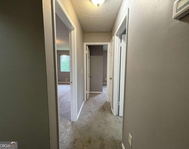 4554 Doral Drive Sw - Photo Thumbnail 8