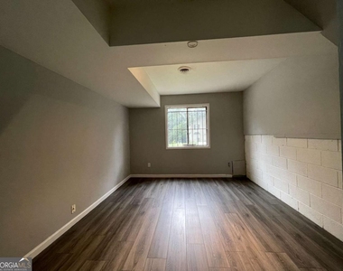 4554 Doral Drive Sw - Photo Thumbnail 17