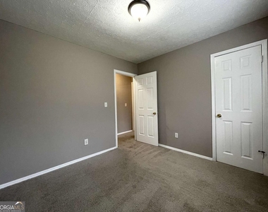 4554 Doral Drive Sw - Photo Thumbnail 15