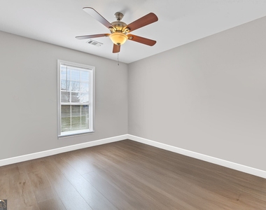 5720 Crow Drive - Photo Thumbnail 14