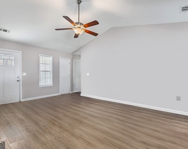 5720 Crow Drive - Photo Thumbnail 6