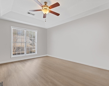 5720 Crow Drive - Photo Thumbnail 10