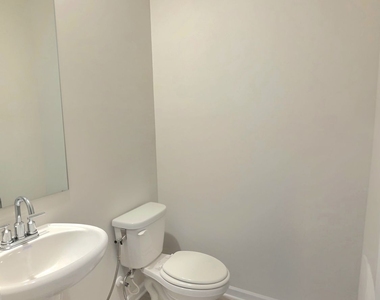 327 Valley Oak Drive - Photo Thumbnail 12