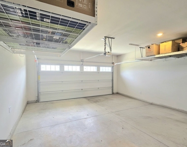 327 Valley Oak Drive - Photo Thumbnail 44