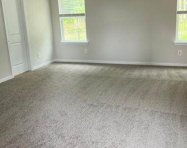 327 Valley Oak Drive - Photo Thumbnail 24