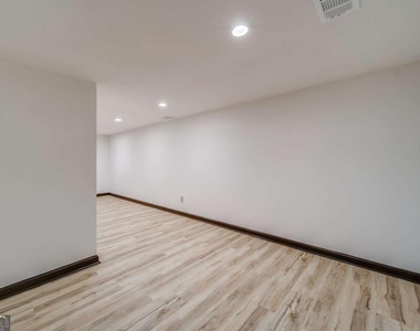 2020 Marvin Lane Sw - Photo Thumbnail 35