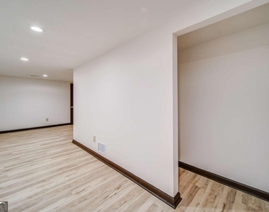 2020 Marvin Lane Sw - Photo Thumbnail 37