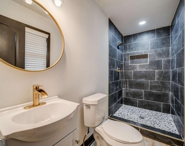 2020 Marvin Lane Sw - Photo Thumbnail 25
