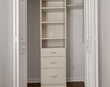 1260 Heards Ferry Road - Photo Thumbnail 30