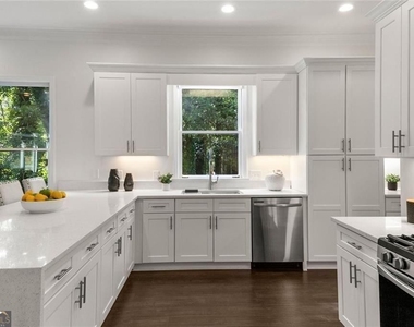 1260 Heards Ferry Road - Photo Thumbnail 23