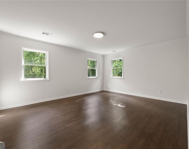 1260 Heards Ferry Road - Photo Thumbnail 32