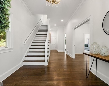 1260 Heards Ferry Road - Photo Thumbnail 6