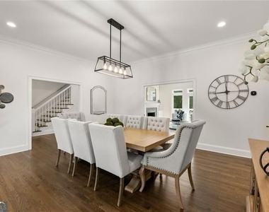 1260 Heards Ferry Road - Photo Thumbnail 9
