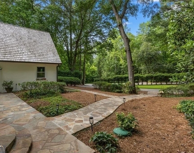 1260 Heards Ferry Road - Photo Thumbnail 4