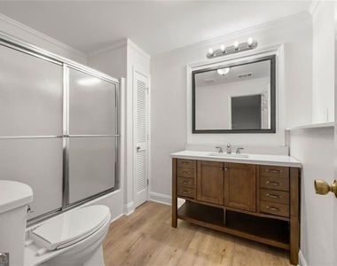 1260 Heards Ferry Road - Photo Thumbnail 55