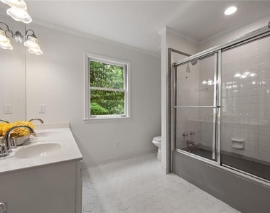 1260 Heards Ferry Road - Photo Thumbnail 34