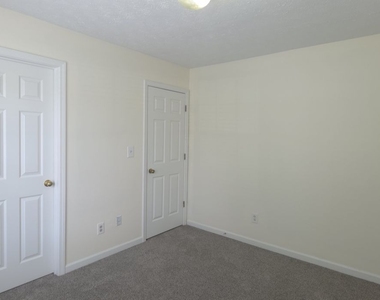 2895 Gallery Grove - Photo Thumbnail 14