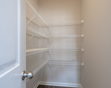 5630 Bright Cross Way - Photo Thumbnail 8