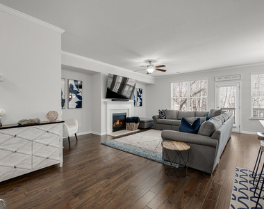 5630 Bright Cross Way - Photo Thumbnail 4
