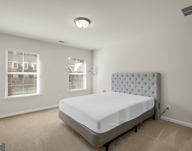 5630 Bright Cross Way - Photo Thumbnail 19