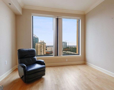 3445 Stratford Road Ne - Photo Thumbnail 5