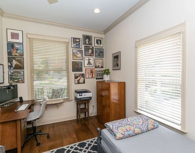 1084 Sanders Avenue Se - Photo Thumbnail 23