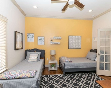 1084 Sanders Avenue Se - Photo Thumbnail 24