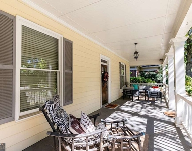 1084 Sanders Avenue Se - Photo Thumbnail 5