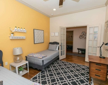 1084 Sanders Avenue Se - Photo Thumbnail 25