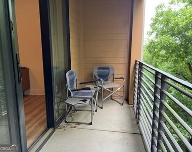 112 Rogers Street - Photo Thumbnail 3