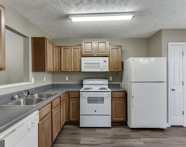 2883 Creek Bottom Court - Photo Thumbnail 4