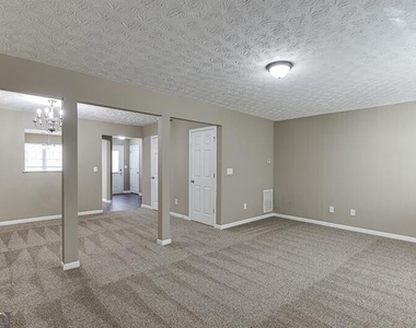 2883 Creek Bottom Court - Photo Thumbnail 14