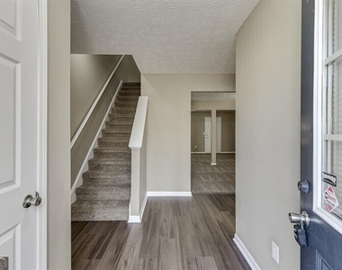 2883 Creek Bottom Court - Photo Thumbnail 2