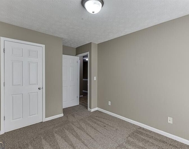 2883 Creek Bottom Court - Photo Thumbnail 24