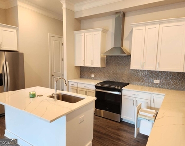 637 Stickley Oak Way - Photo Thumbnail 20