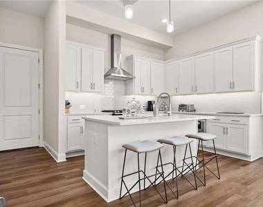 637 Stickley Oak Way - Photo Thumbnail 14
