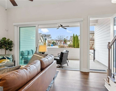 637 Stickley Oak Way - Photo Thumbnail 6
