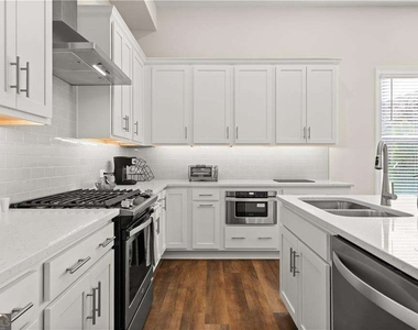 637 Stickley Oak Way - Photo Thumbnail 19