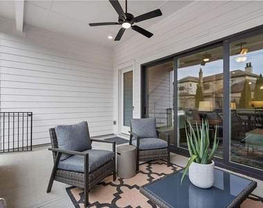 637 Stickley Oak Way - Photo Thumbnail 3