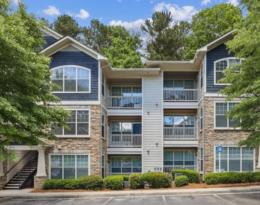 2500 Northeast Expressway - Photo Thumbnail 18