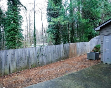 1187 Kendrew Pass - Photo Thumbnail 26