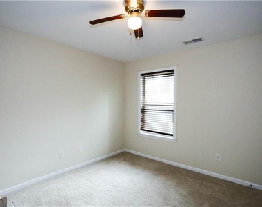 1187 Kendrew Pass - Photo Thumbnail 21