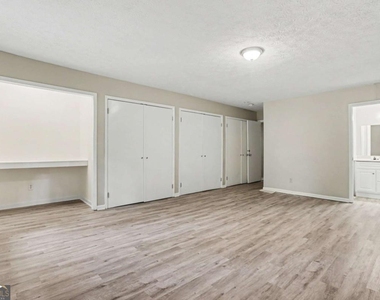 3743 Poplar Drive - Photo Thumbnail 16