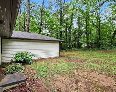 3743 Poplar Drive - Photo Thumbnail 18